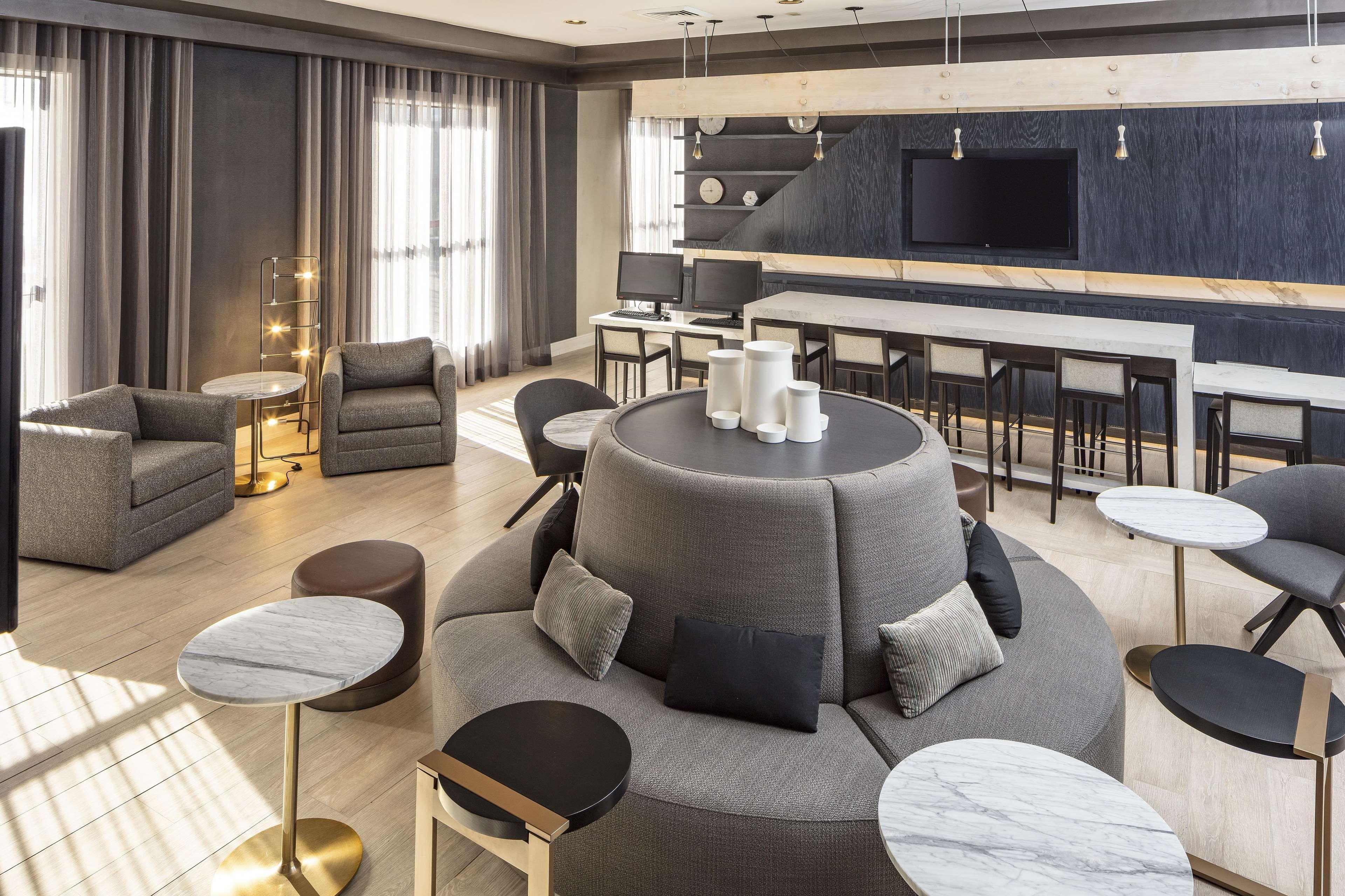מלון Doubletree By Hilton Boston Logan Airport צ'לסי מראה פנימי תמונה