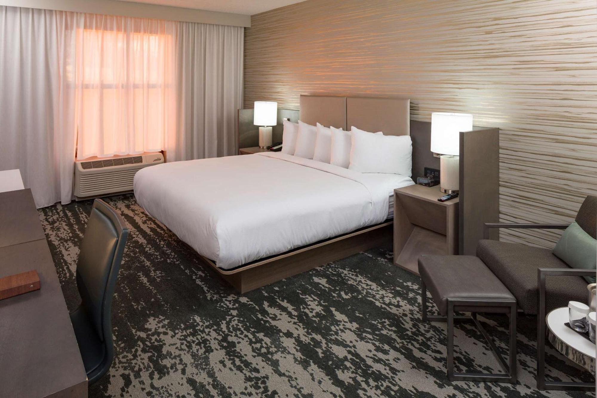 מלון Doubletree By Hilton Boston Logan Airport צ'לסי מראה חיצוני תמונה